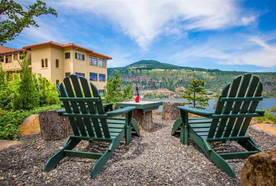 Columbia Cliff Villas - Penthouse Suite - Hood River, Oregon