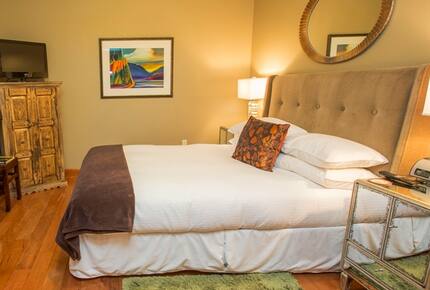 Columbia Cliff Villas - Villa Suite - Hood River, Oregon