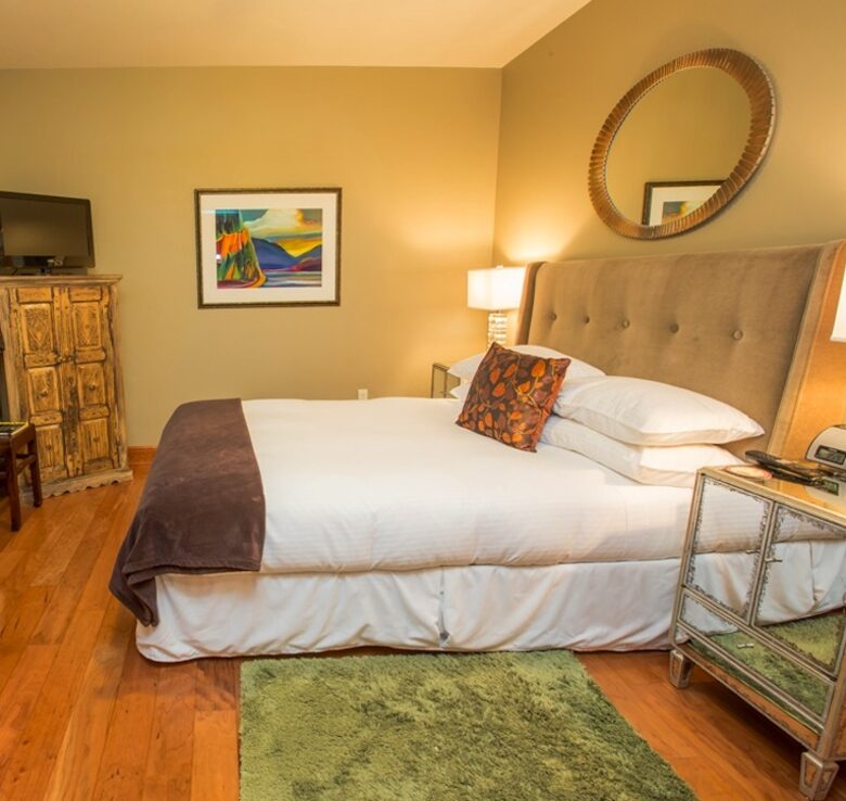 Columbia Cliff Villas - Villa Suite - Hood River, Oregon