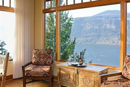 Columbia Cliff Villas - Villa Suite - Hood River, Oregon