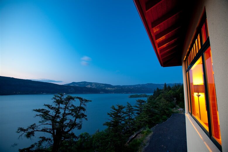 Columbia Cliff Villas - Penthouse Suite - Hood River, Oregon