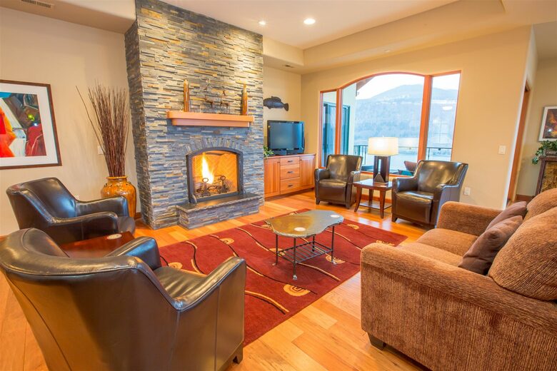 Columbia Cliff Villas - Penthouse Suite - Hood River, Oregon