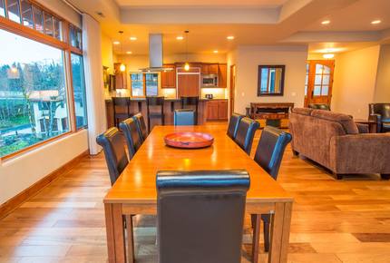 Columbia Cliff Villas - Penthouse Suite - Hood River, Oregon