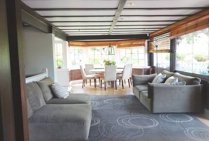 The Cobbles an historic heritage-listed property - Kurraba Pt, Australia