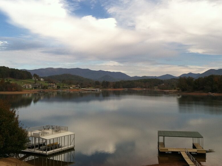 Tranquil Mountain Lake Home with Breathtaking Views - Hiawassee, Georgia