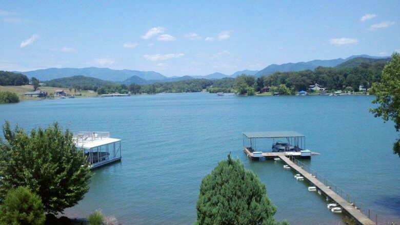 Tranquil Mountain Lake Home with Breathtaking Views - Hiawassee, Georgia