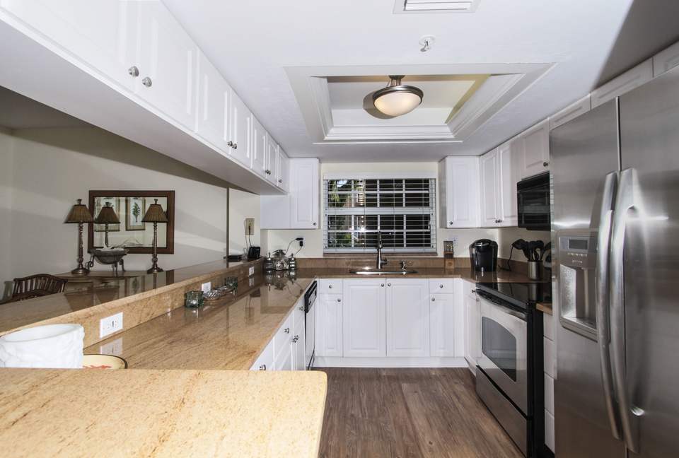 Sea Chase Naples Oceanfront Getaway - Naples, Florida