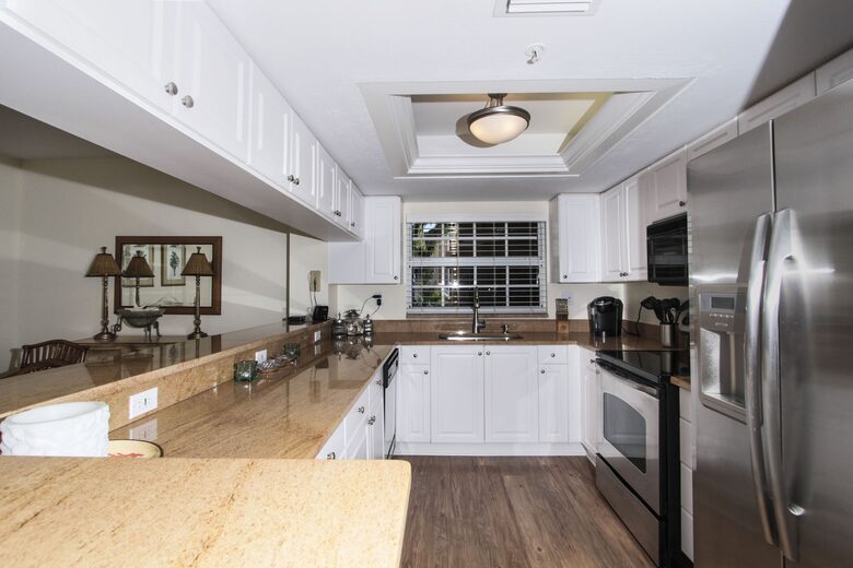 Sea Chase Naples Oceanfront Getaway - Naples, Florida