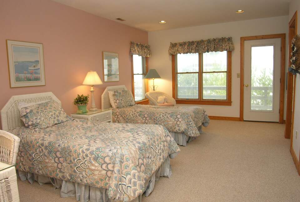 Outer Banks Home - Duck, North Carolina