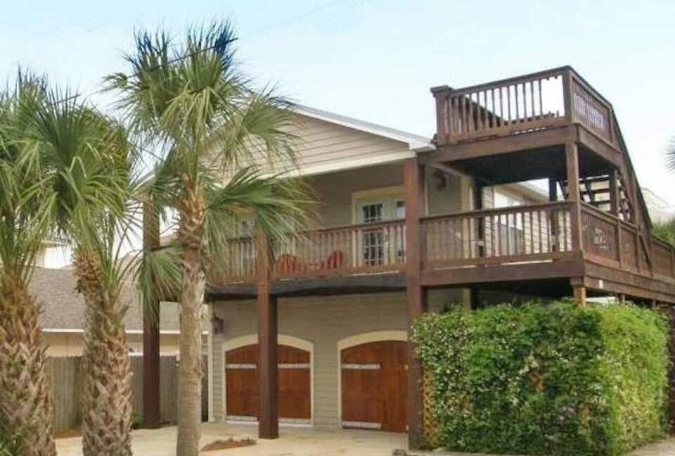 Coconut Grove - Frangista Beach - Destin, Florida