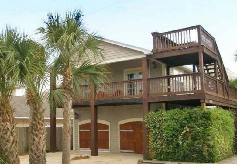 Coconut Grove - Frangista Beach - Destin, Florida