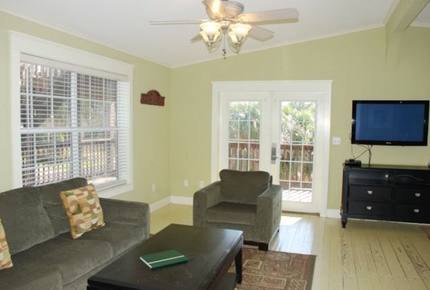 Coconut Grove - Frangista Beach - Destin, Florida