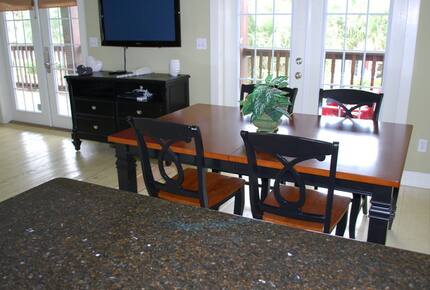 Coconut Grove - Frangista Beach - Destin, Florida