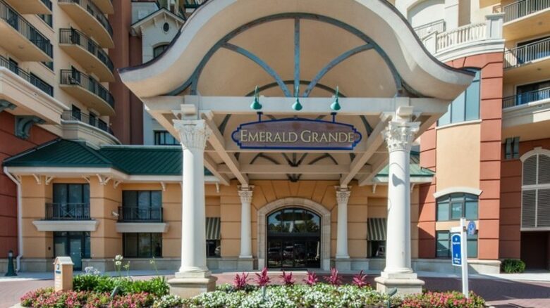 Emerald Grande at HarborWalk Village - 3 Bedroom Corner - Destin, Florida