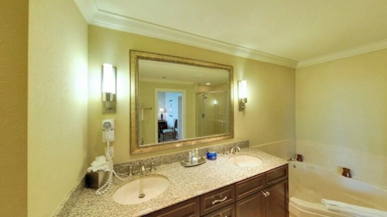 Emerald Grande at HarborWalk Village - 3 Bedroom Deluxe - Destin, Florida