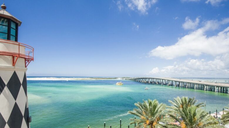 Emerald Grande at HarborWalk Village - 3 Bedroom Deluxe - Destin, Florida