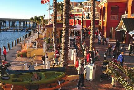 Emerald Grande at HarborWalk Village - 3 Bedroom Corner - Destin, Florida