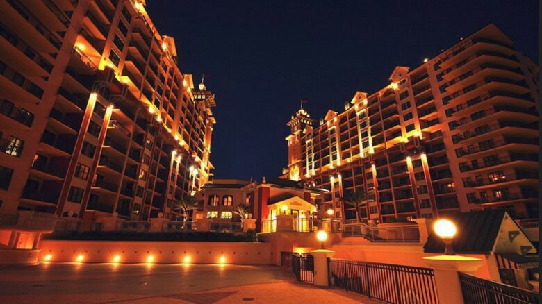 Emerald Grande at HarborWalk Village - 3 Bedroom Corner - Destin, Florida