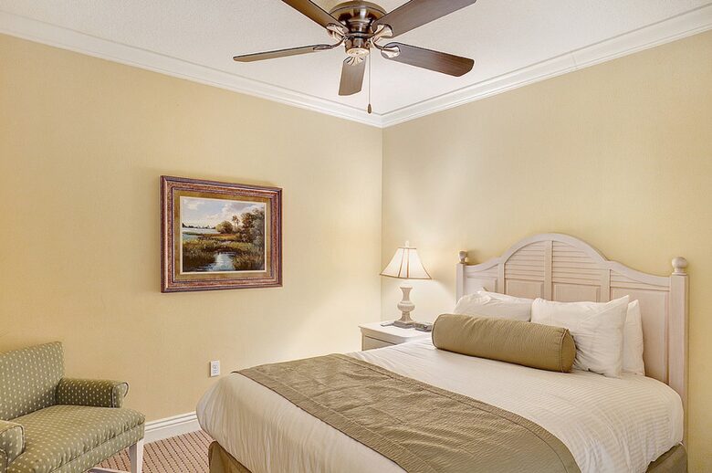 Emerald Grande at HarborWalk Village - 3 Bedroom Corner - Destin, Florida