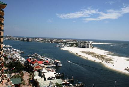Emerald Grande at HarborWalk Village - 3 Bedroom Corner - Destin, Florida