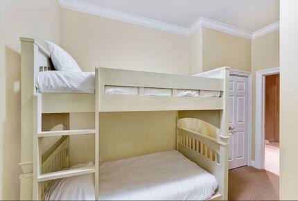 Emerald Grande at HarborWalk Village - 3 Bedroom - Destin, Florida