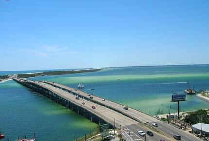 Emerald Grande at HarborWalk Village - 3 Bedroom - Destin, Florida