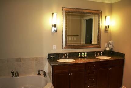 Emerald Grande at HarborWalk Village - 4 Bedroom - Destin, Florida