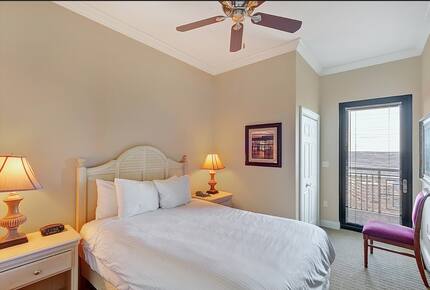 Emerald Grande at HarborWalk Village - 4 Bedroom - Destin, Florida