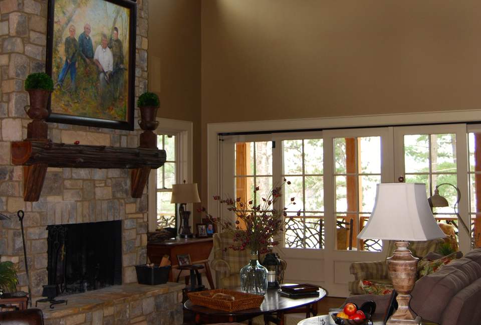 Rustic Retreat on Lake Keowee - Salem, South Carolina