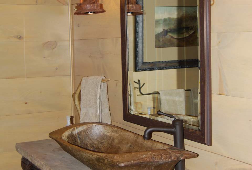 Rustic Retreat on Lake Keowee - Salem, South Carolina