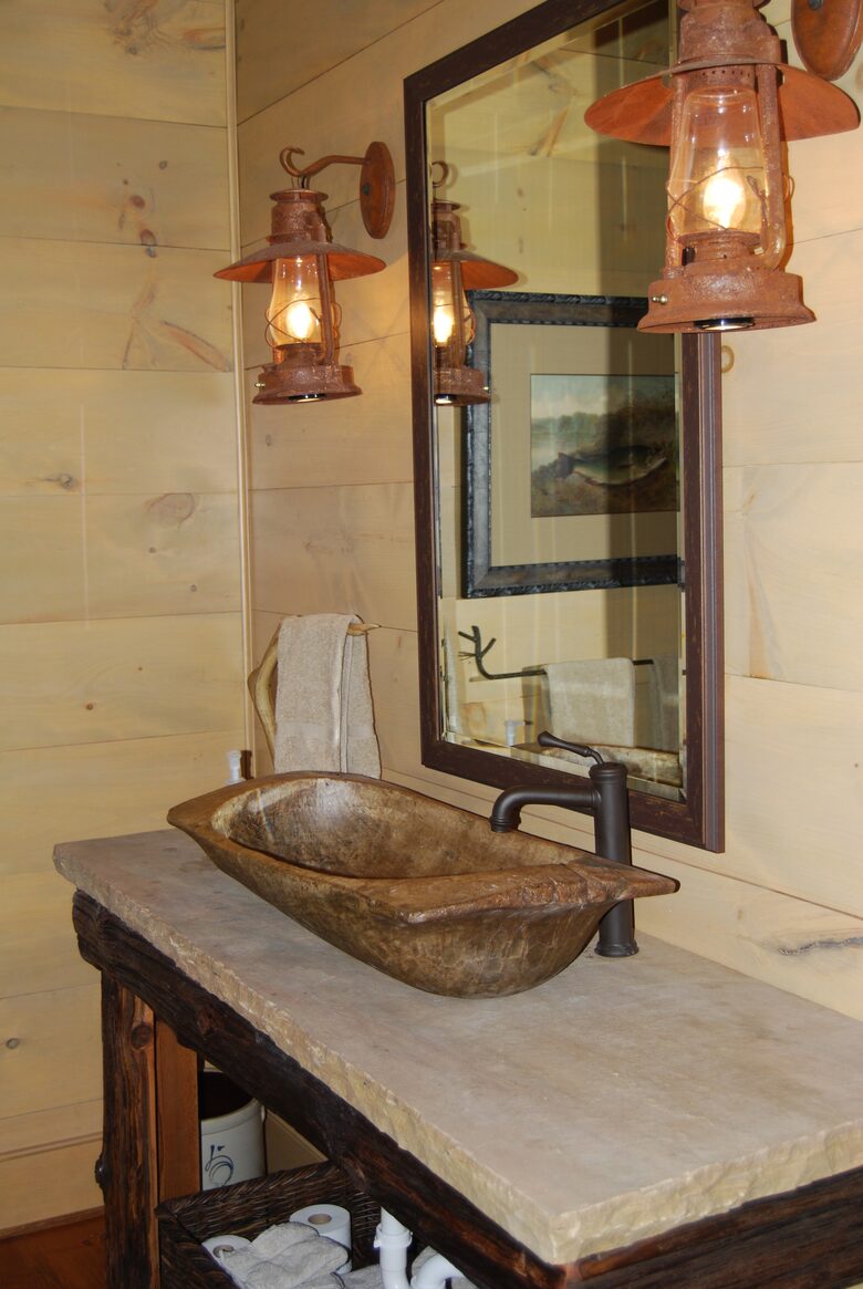 Rustic Retreat on Lake Keowee - Salem, South Carolina