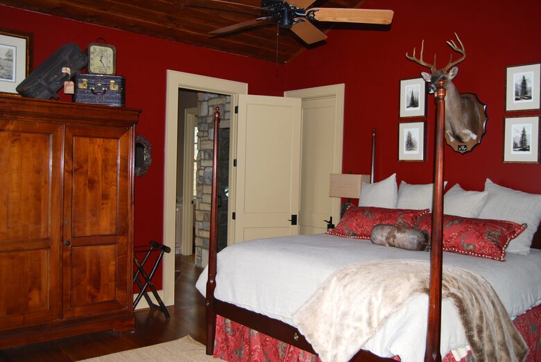 Rustic Retreat on Lake Keowee - Salem, South Carolina