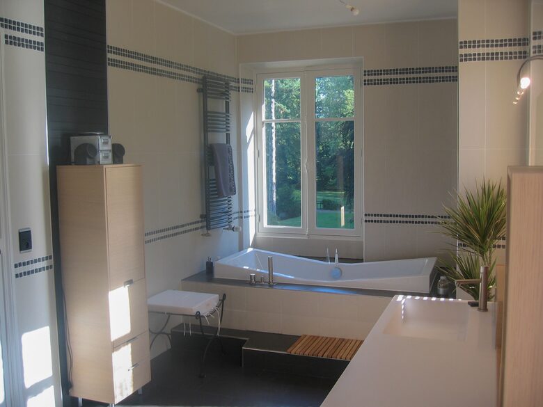 19c Mansion near Paris - Soisy sur Seine, France