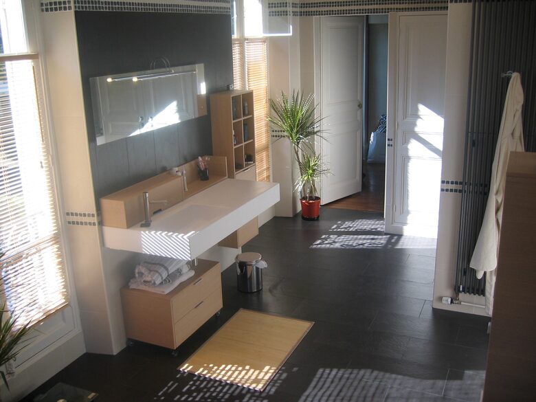 19c Mansion near Paris - Soisy sur Seine, France