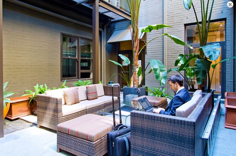 Vulcan Hotel - Sydney City District - Ultimo, Australia