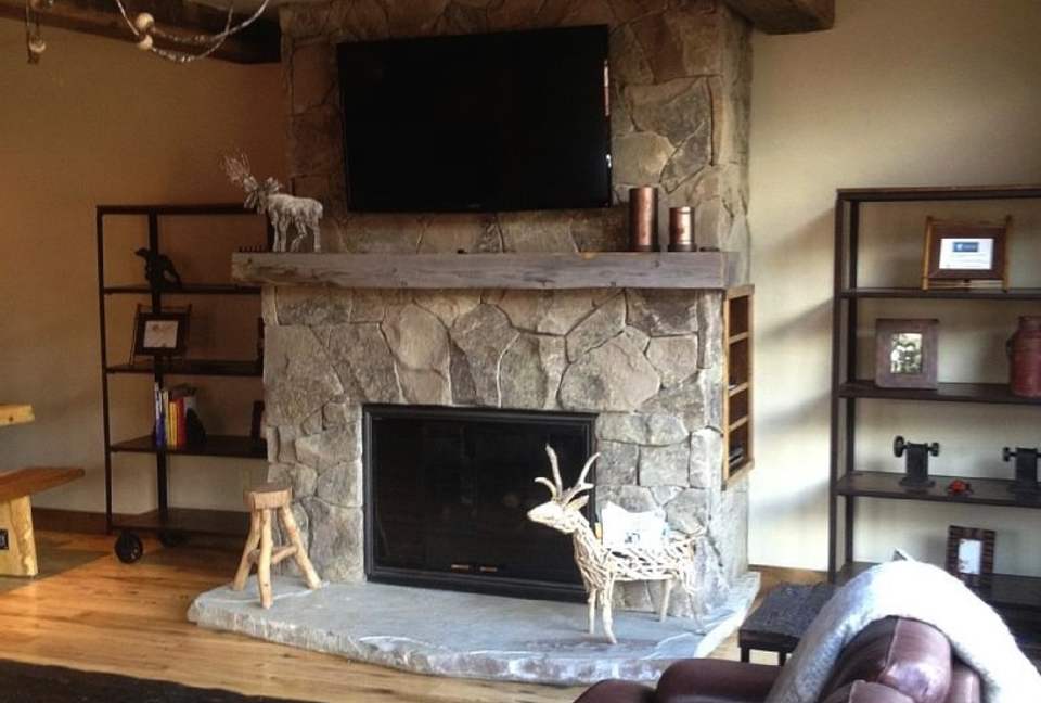 Moose Jaw Mountain Home - Whitefish, Montana