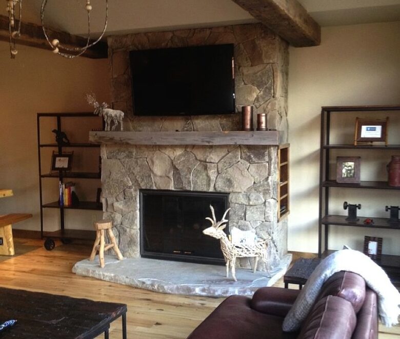 Moose Jaw Mountain Home - Whitefish, Montana