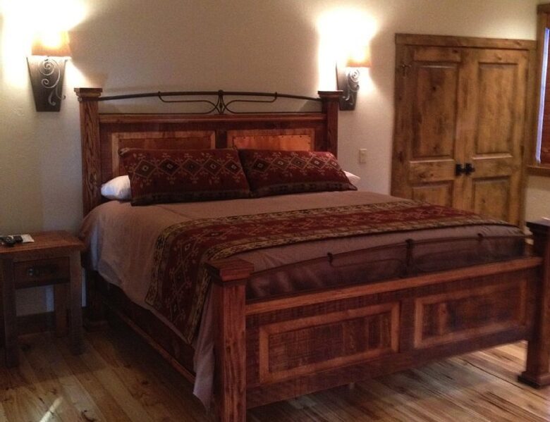 Moose Jaw Mountain Home - Whitefish, Montana