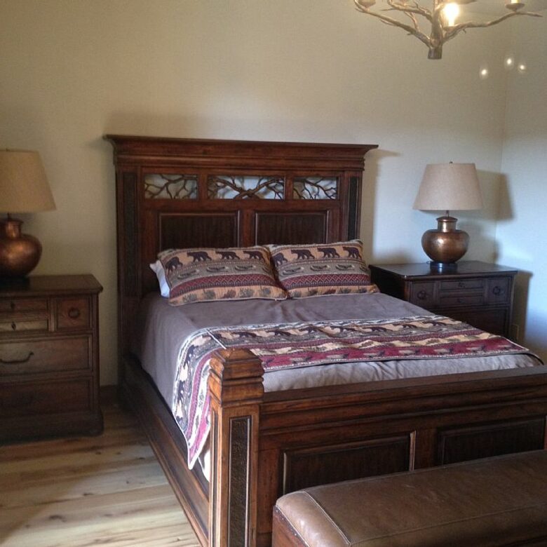 Moose Jaw Mountain Home - Whitefish, Montana