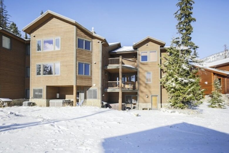 Moose Jaw Mountain Home - Whitefish, Montana