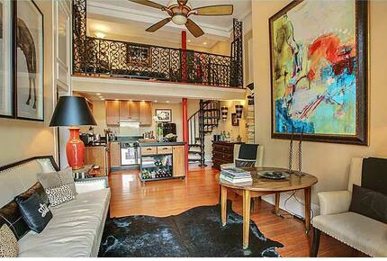 "Vieux Carre" French Quarter Flat with Private Courtyard - New Orleans, Louisiana