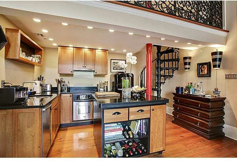 "Vieux Carre" French Quarter Flat with Private Courtyard - New Orleans, Louisiana