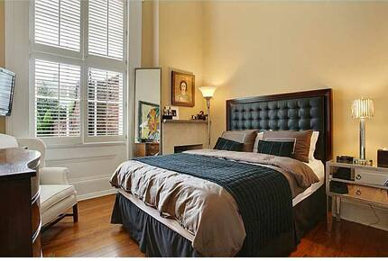 "Vieux Carre" French Quarter Flat with Private Courtyard - New Orleans, Louisiana