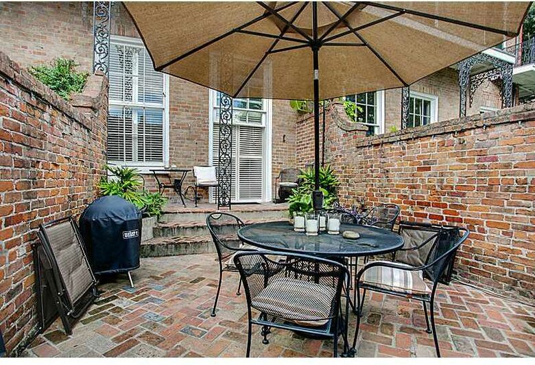 "Vieux Carre" French Quarter Flat with Private Courtyard - New Orleans, Louisiana