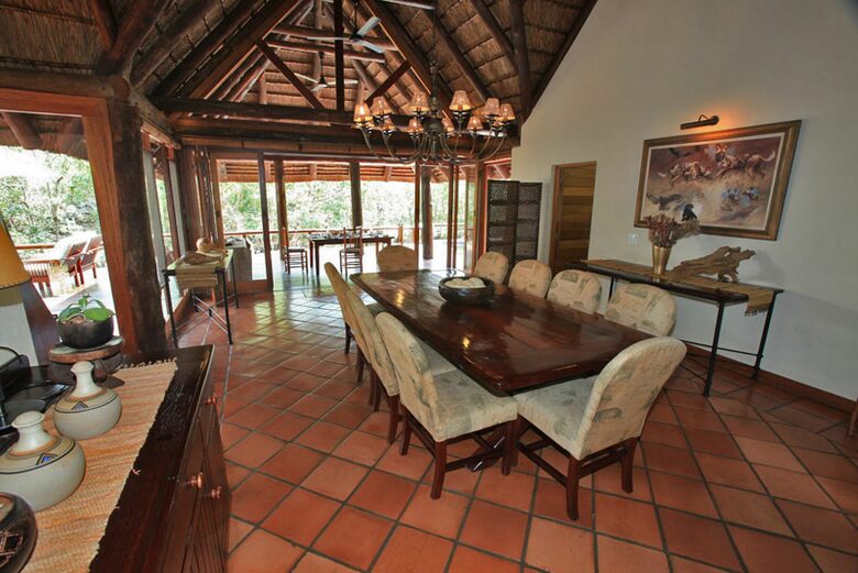 Big Five Game Lodge Tsheshepe - Vaalwater, South Africa