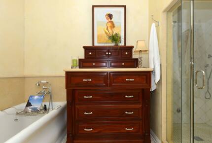 Oceanfront La Jolla Estate - La Jolla, California