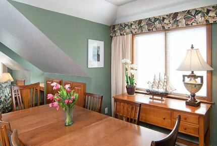 Waterscape Views in the Kennebunks - Kennebunk, Maine