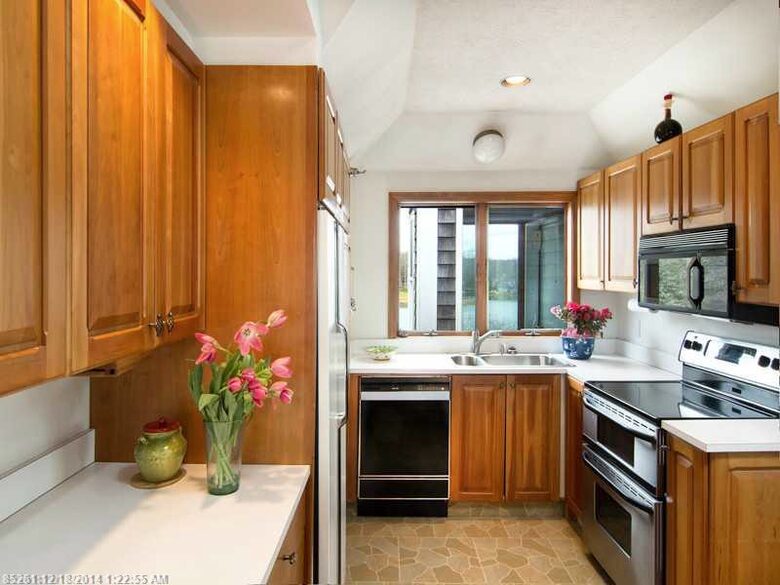 Waterscape Views in the Kennebunks - Kennebunk, Maine