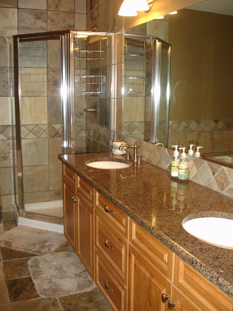 CopperSide in Lakeview Meadows - Invermere, Canada