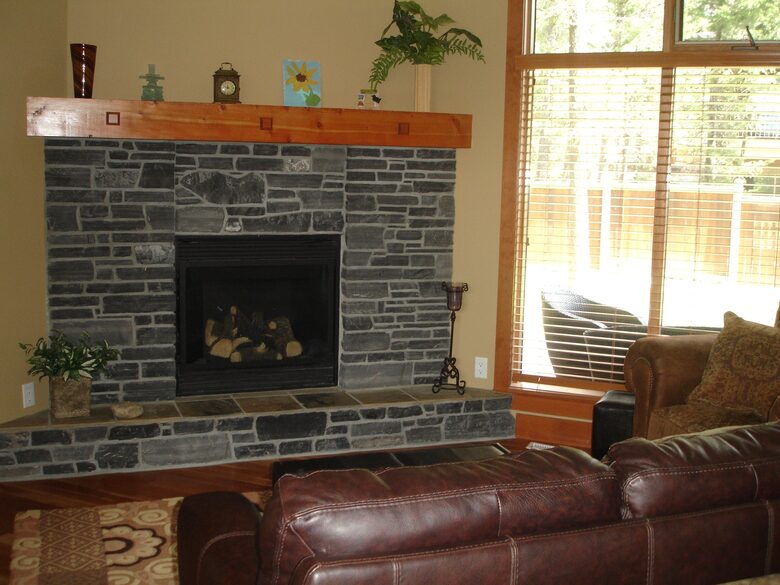 CopperSide in Lakeview Meadows - Invermere, Canada